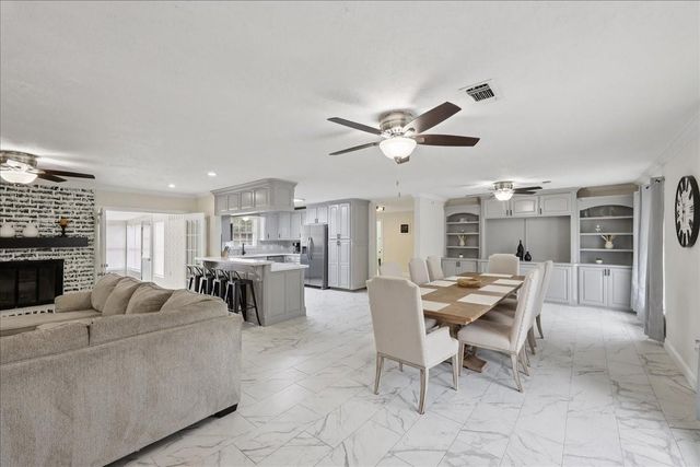 167 Ridgewood Street, Bridge City, TX 77611