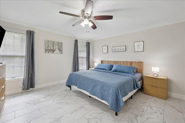 167 Ridgewood Street, Bridge City, TX 77611