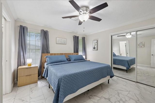 167 Ridgewood Street, Bridge City, TX 77611