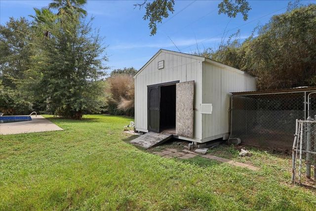 167 Ridgewood Street, Bridge City, TX 77611