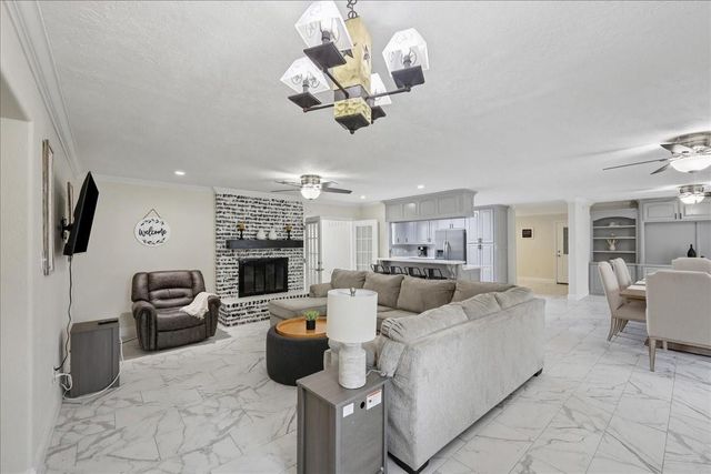 167 Ridgewood Street, Bridge City, TX 77611