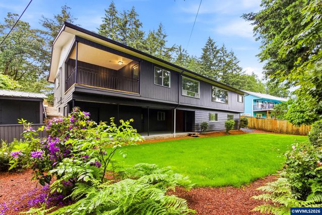 368 Stoneway Dr NW, Salem, OR 97304