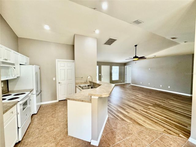 2172 MACARIS AVENUE, North Port, FL 34286