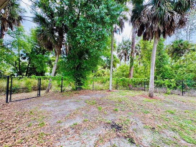 2172 MACARIS AVENUE, North Port, FL 34286