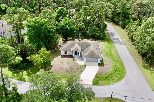 2172 MACARIS AVENUE, North Port, FL 34286