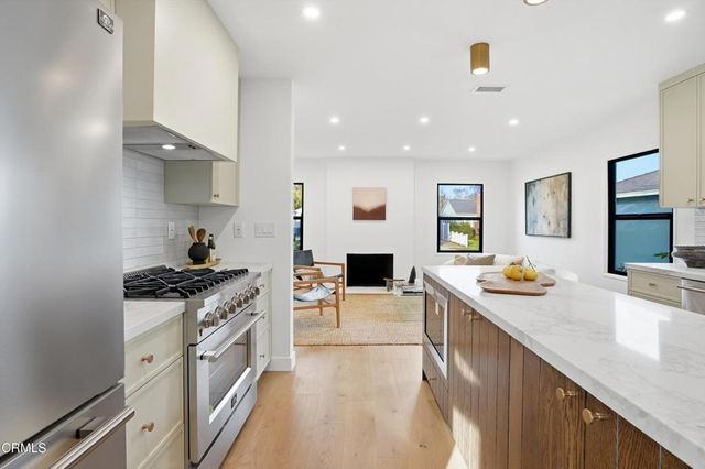 2801 Ceilhunt Avenue, Los Angeles, CA 90064