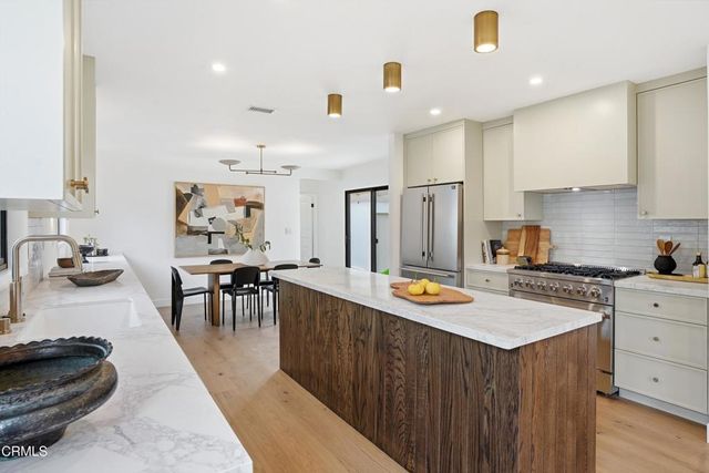 2801 Ceilhunt Avenue, Los Angeles, CA 90064