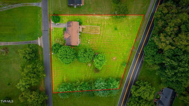 717 Old Stage Road, Surgoinsville, TN 37873