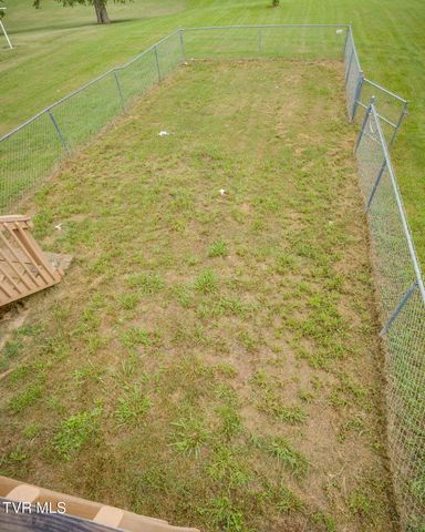 717 Old Stage Road, Surgoinsville, TN 37873