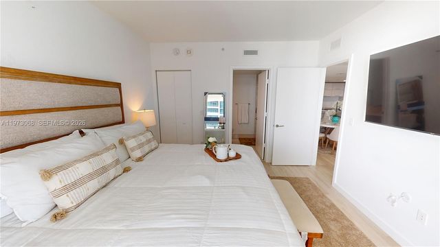 1300 S Miami Ave 3309, Miami, FL 33130