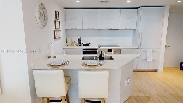 1300 S Miami Ave 3309, Miami, FL 33130