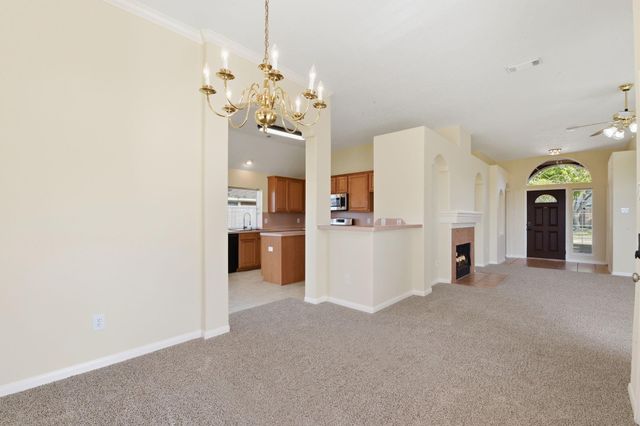 2121 Crimson Lake Lane, League City, TX 77573