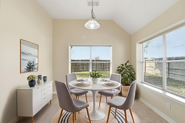 2121 Crimson Lake Lane, League City, TX 77573