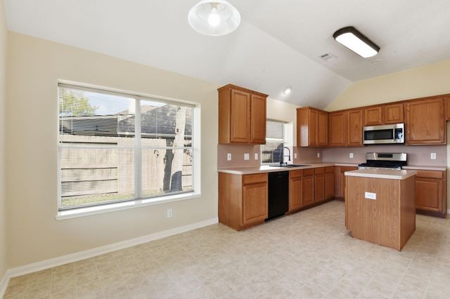 2121 Crimson Lake Lane, League City, TX 77573