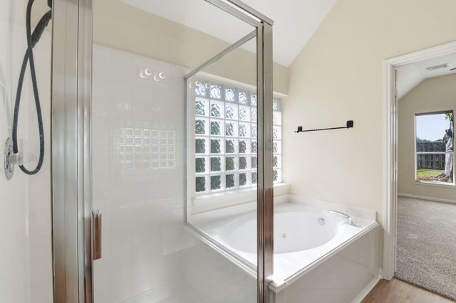 2121 Crimson Lake Lane, League City, TX 77573