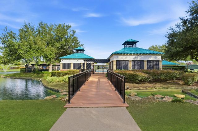 2121 Crimson Lake Lane, League City, TX 77573