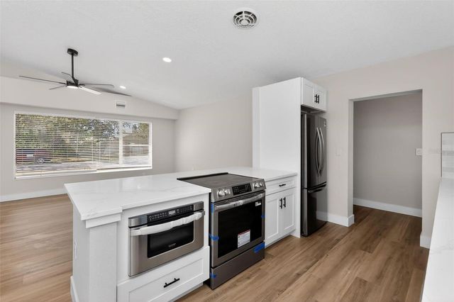 1321 MURRAY AVENUE, Clearwater, FL 33755