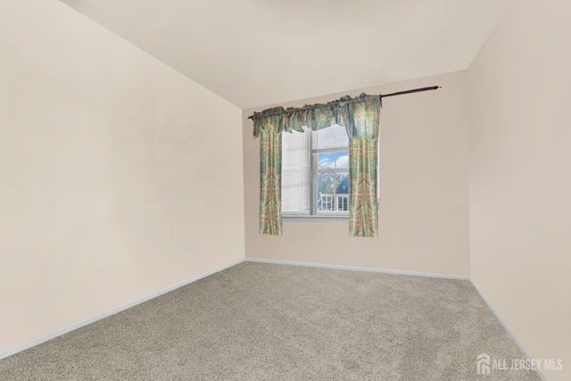 122 Longfield Court, East Brunswick, NJ 08816
