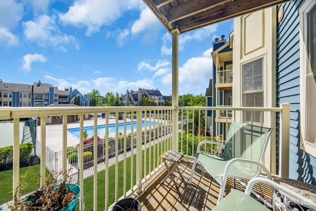 122 Longfield Court, East Brunswick, NJ 08816