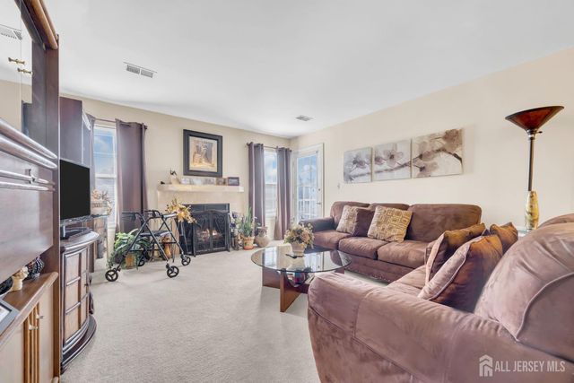 122 Longfield Court, East Brunswick, NJ 08816