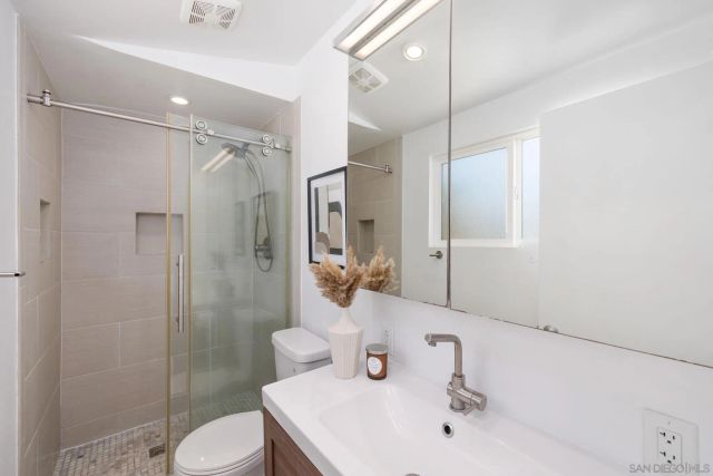 2649 Palace, San Diego, CA 92123