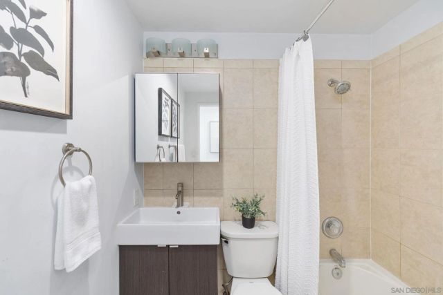 2649 Palace, San Diego, CA 92123
