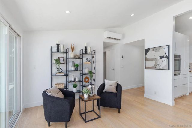 2649 Palace, San Diego, CA 92123