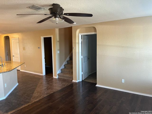 1446 Scent Of Basil, San Antonio, TX 78245