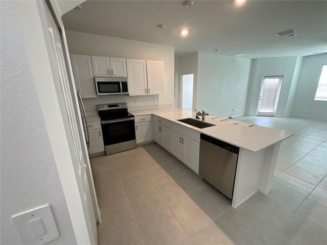 32188 SPICEBERRY ST, San Antonio, FL 33576