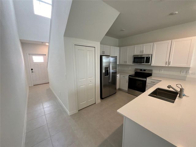 32188 SPICEBERRY ST, San Antonio, FL 33576