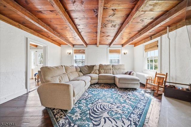 2020 Washington Valley Rd, Bridgewater Twp., NJ 08836