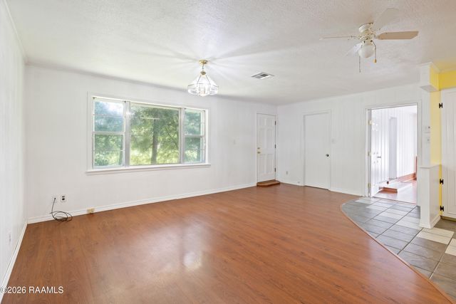 127 Julian Circle, Lafayette, LA 70507