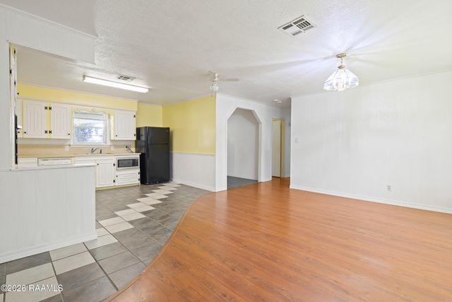 127 Julian Circle, Lafayette, LA 70507