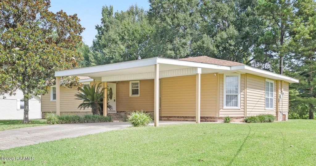 127 Julian Circle, Lafayette, LA 70507