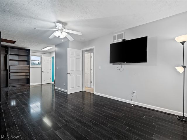 5922 Opal Street, North Ridgeville, OH 44039