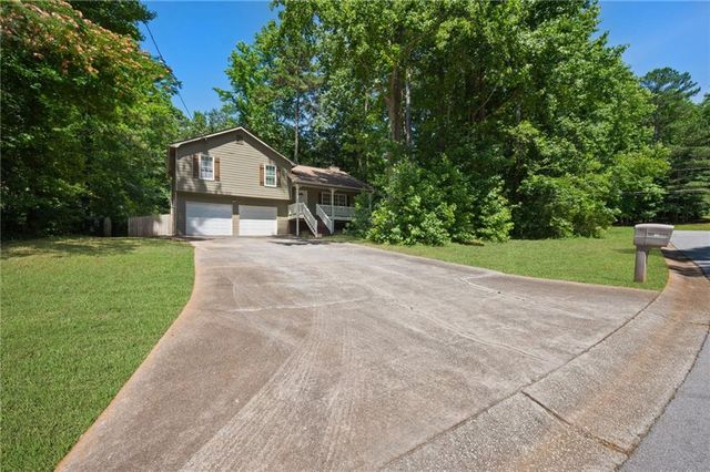 30 White Pines Lane, Dallas, GA 30157