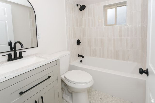 11 QUEBEC CIR, Tooele, UT 84074