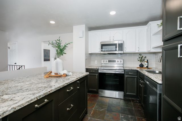 11 QUEBEC CIR, Tooele, UT 84074