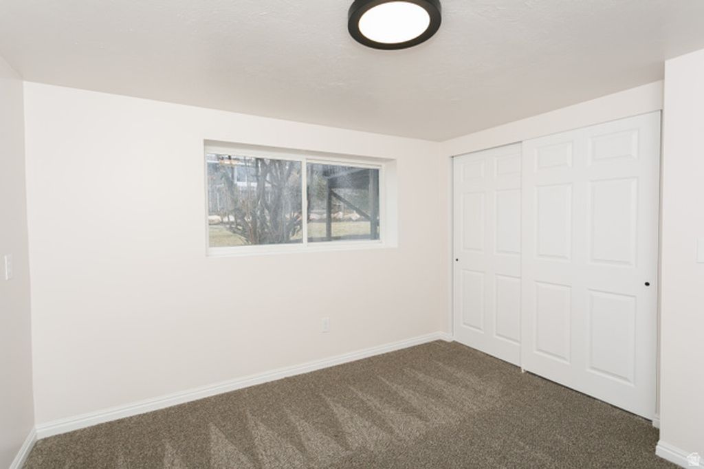 Image 14 of property listing at 11 QUEBEC CIR, Tooele, UT 84074