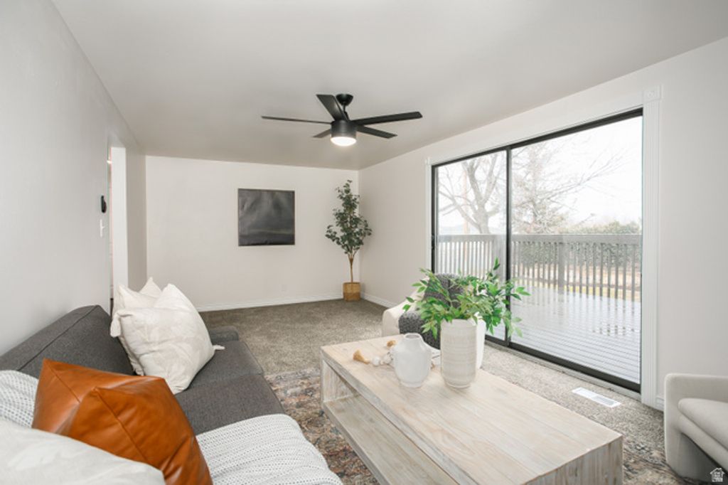 Image 6 of property listing at 11 QUEBEC CIR, Tooele, UT 84074