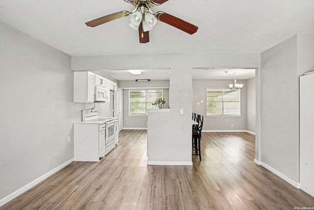 4415 First View Dr, San Antonio, TX 78217