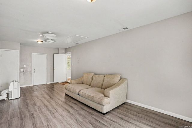 4415 First View Dr, San Antonio, TX 78217