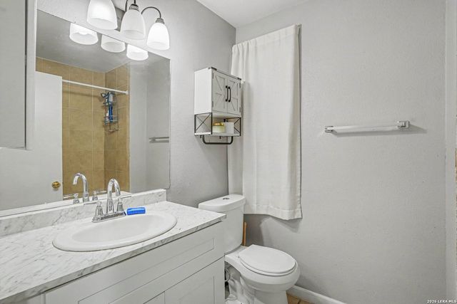 4415 First View Dr, San Antonio, TX 78217