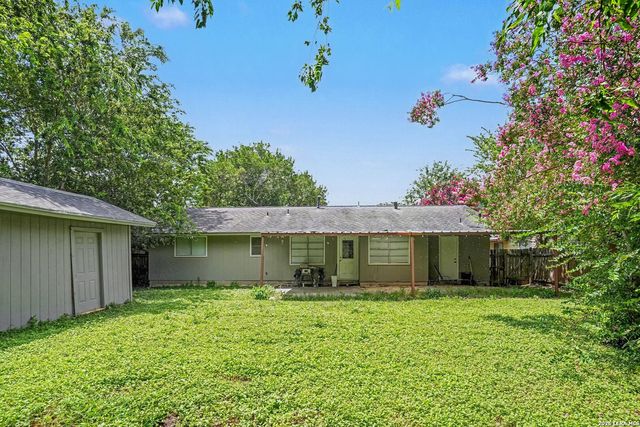 4415 First View Dr, San Antonio, TX 78217