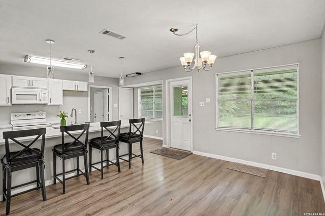 4415 First View Dr, San Antonio, TX 78217