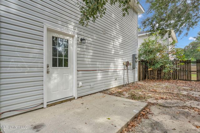 633 23rd Street, Gulfport, MS 39501