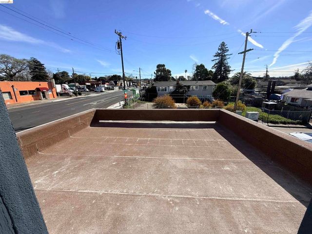 321 Benicia Rd, Vallejo, CA 94590