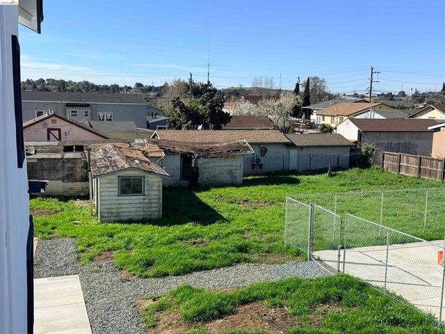 321 Benicia Rd, Vallejo, CA 94590