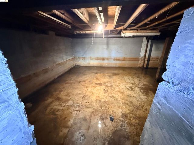 321 Benicia Rd, Vallejo, CA 94590