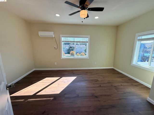 321 Benicia Rd, Vallejo, CA 94590